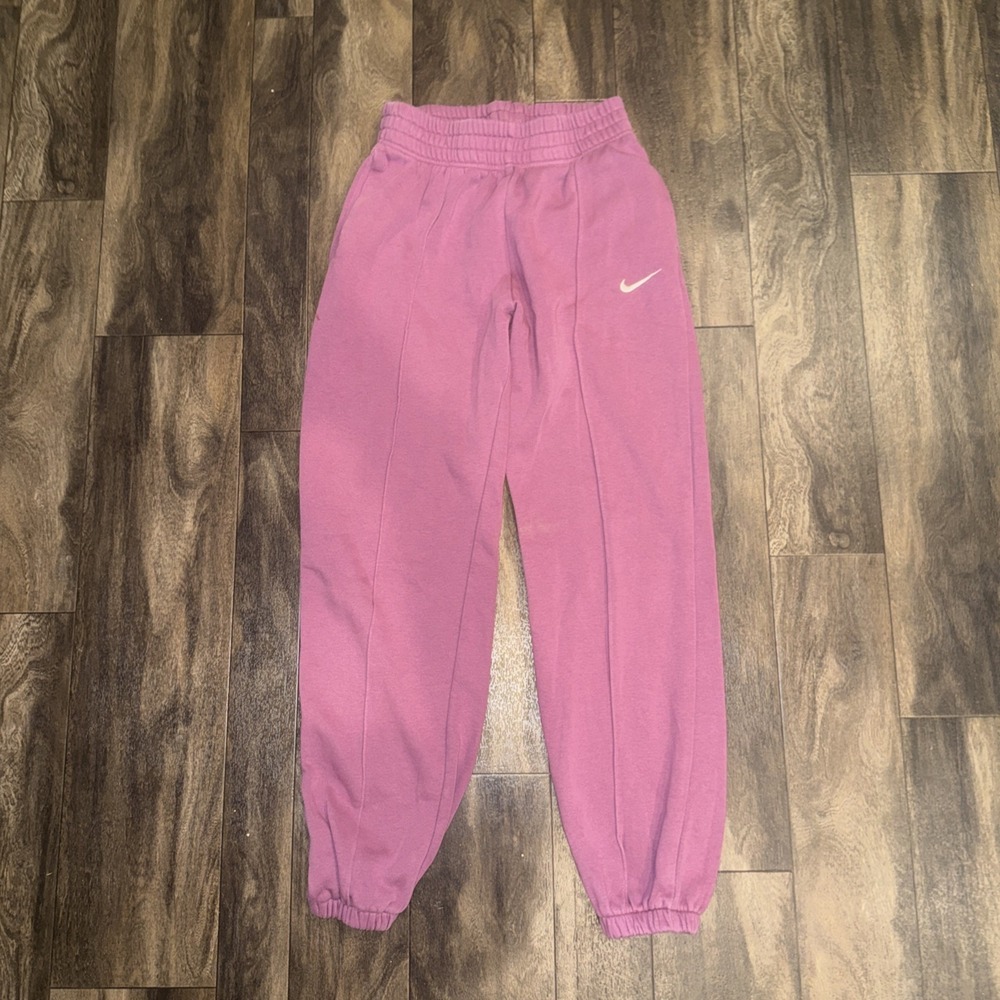 Nike Fleece Tapered Sweatpants Joggers Women's Size XS Pink Athletic Gym Wear